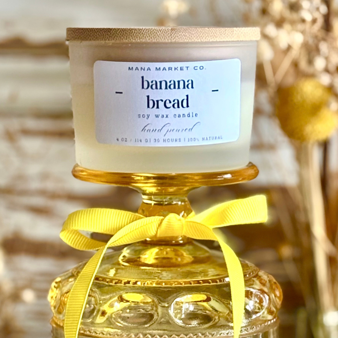 Banana Bread Scented Candle That Smells Exactly Like Fresh Baking Banana Bread with Real Dried Caramelized Banana Slice on Top