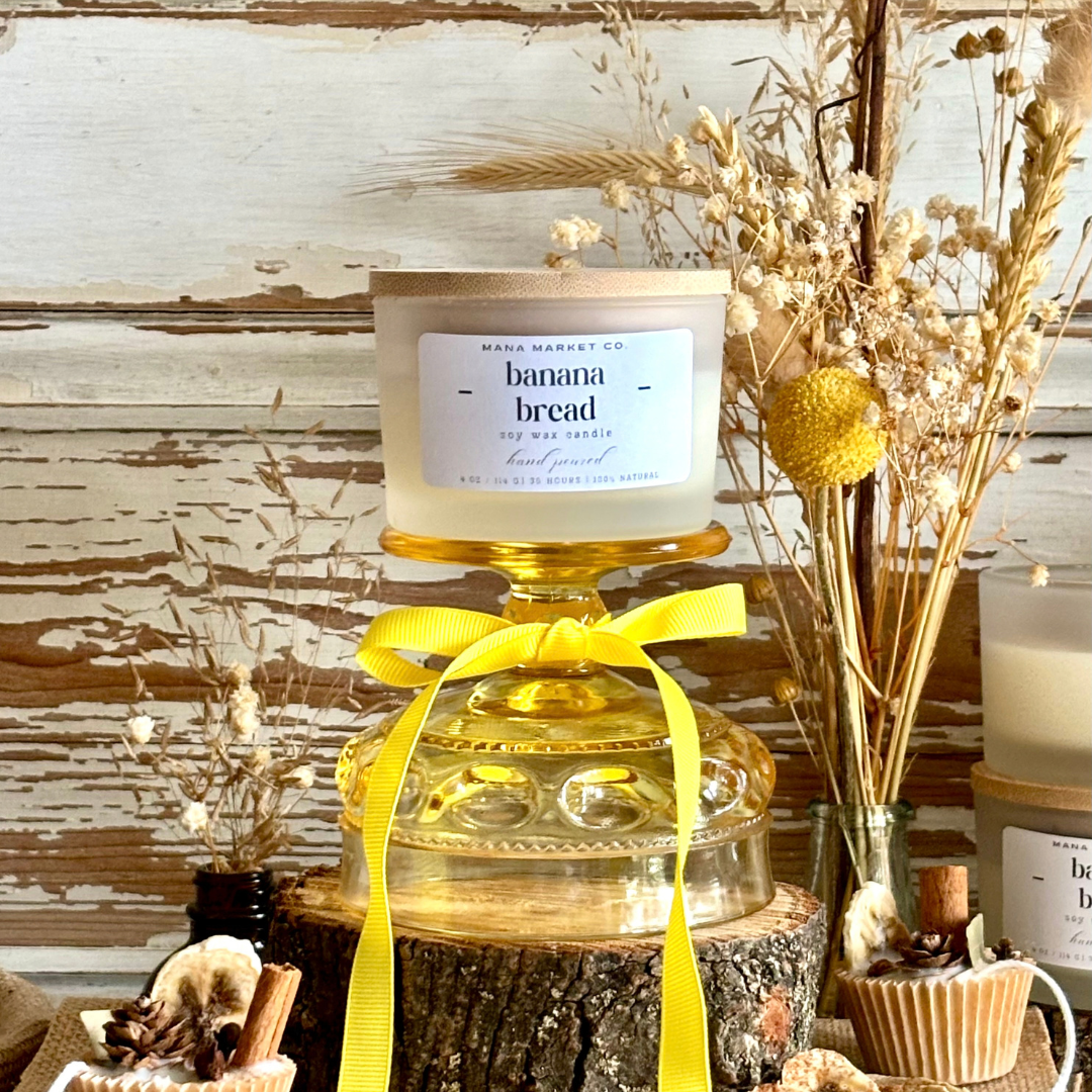 Banana Bread Scented Candle That Smells Exactly Like Fresh Baking Banana Bread with Real Dried Caramelized Banana Slice on Top