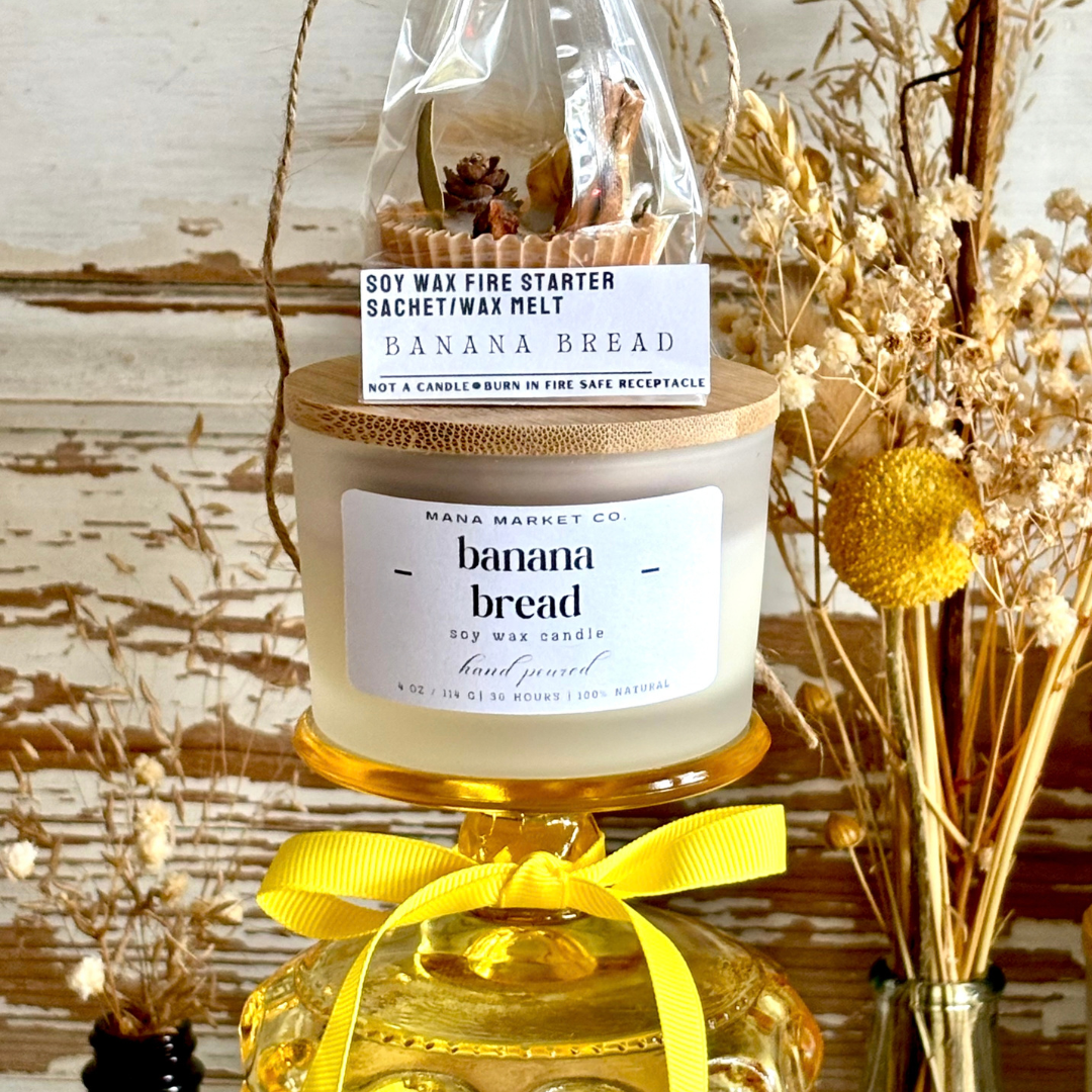 Banana Bread Scented Candle That Smells Exactly Like Fresh Baking Banana Bread with Real Dried Caramelized Banana Slice on Top